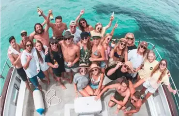 BOAT-HIRE-FOR-PERTH-PARTIES