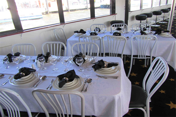 CLASSIQUE formal table set up boat charters
