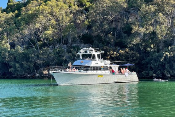 DUE-WEST-side-profile-boat-charter-Swan-River
